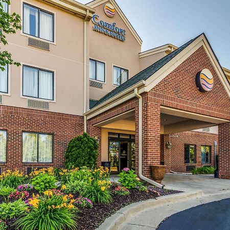 Comfort Inn & Suites University South Ann Arbor Exterior photo